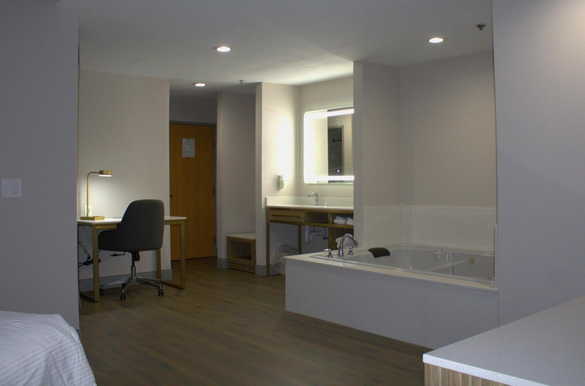 Baymont Inn & Suites By Wyndham סן מרקוס מראה חיצוני תמונה